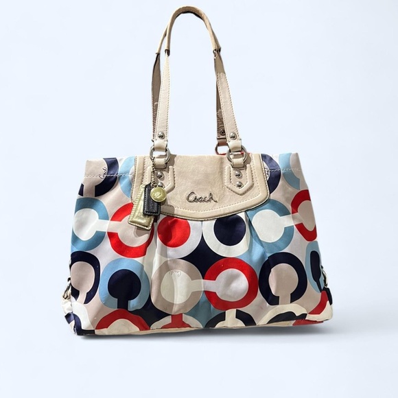 Coach - Picture 1 of 10